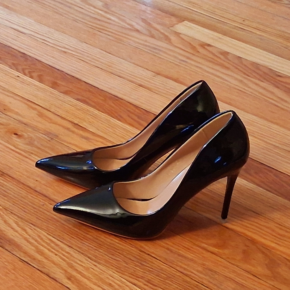 Black Patent Leather Pointed-Toe Heels